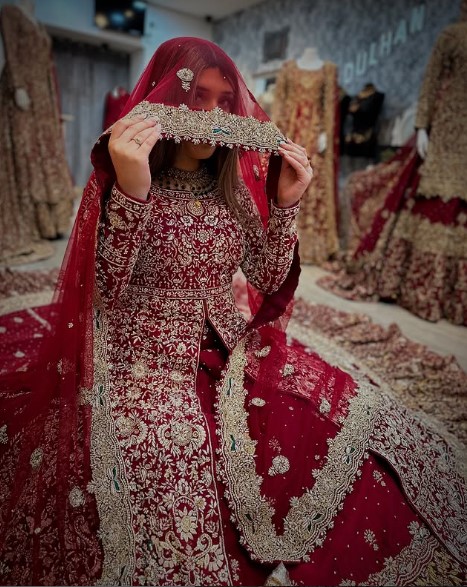 zardosi crystal embroidery,
trending bridal outfit 2025