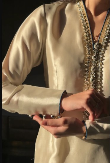 girls' pakistani kurta with pants